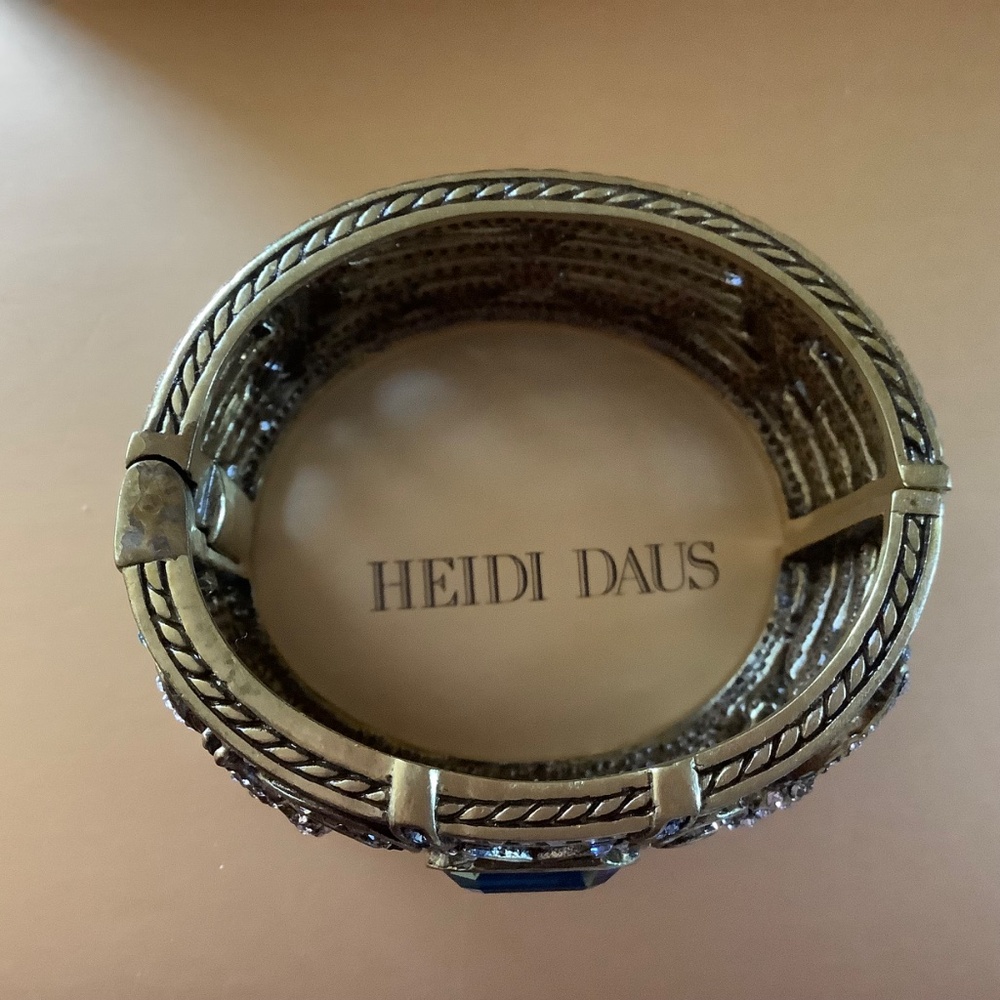 Heidi Daus Vintage Crystal Cuff Bracelet Aqua Clear SZ M/L - Picture 11 of 16